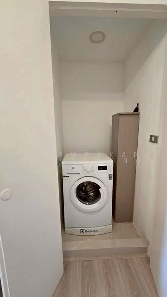 Vtara Sukhumvit 36, Bangkok, 118 Soi Saen Sabai, Phra Kanong, Khlong Toei, Bangkok, 1 Bedroom, 29 sqm, Condo For Rent, by Praewpakar Soontawong, 500454763 - DDproperty.com