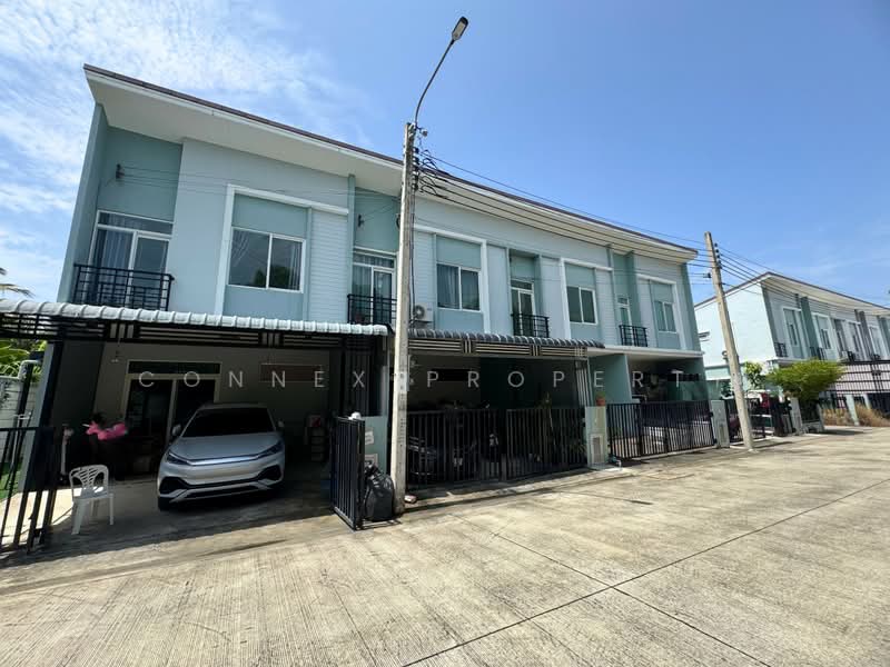 Gusto Town Home Wongwaen-Rama 5 : กัสโต้ ทาวน์โฮม วงแหวน-พระราม 5, นนทบุรี, ถนนวัดปรางค์หลวง, บางม่วง, บางใหญ่, นนทบุรี, 85 ตร.ม., ทาวน์เฮ้าส์ ขาย, โดย Connex Property, 500454784 - DDproperty.com