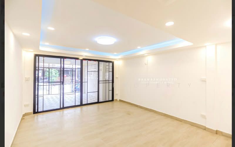 Friendship Village, Bangkok, ประเสริฐมนูกิจ 29 แยก 2 มัยลาภ, Lat Phrao, Lat Phrao, Bangkok, 2 Bedrooms, 21 sqm, Townhouse For Sale, by Connex Property, 500454824 - DDproperty.com