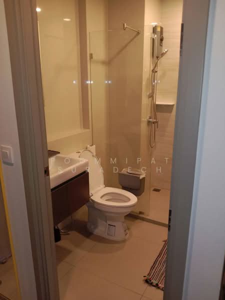 Aspire Onnut Station, Bangkok, Sukhumvit Road, Phra Kanong, Khlong Toei, Bangkok, 1 Bedroom, 31 sqm, Condo For Rent, by Poommipat Suradech, 500454891 - DDproperty.com
