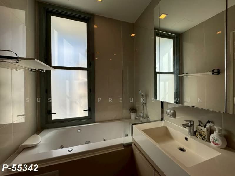 Q Asoke, Bangkok, 1678 Petchaburi Road, Makkasan, Ratchathewi, Bangkok, 2 Bedrooms, 60 sqm, Condo For Rent, by Susira Preuksawun, 500454917 - DDproperty.com