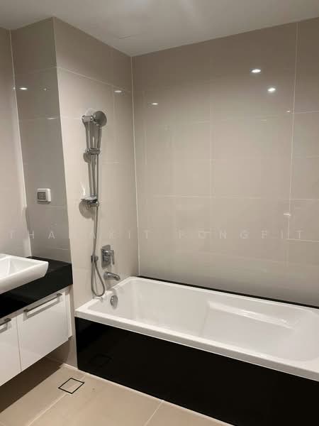 Supalai Prima Riva (Residential), Bangkok, Rama 3 Road, Chong Nonsi, Yan Nawa, Bangkok, 2 Bedrooms, 92 sqm, Condo For Rent, by Thanakit Pongpit, 500455036 - DDproperty.com