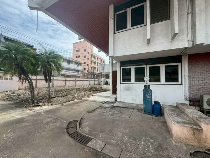 บ้าน 5-ห้องนอน, กรุงเทพ, พระโขนงเหนือ, วัฒนา, กรุงเทพ, 500 ตร.ม., บ้านเดี่ยว ให้เช่า, โดย Thawatchai Methawongworakul, 500455037 - DDproperty.com