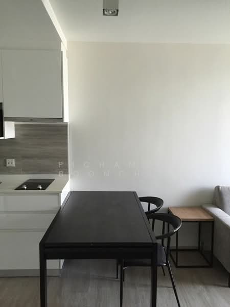 Maestro 02 Ruamrudee, Bangkok, 5-2 Ploenchit Road, Lumphini, Pathum Wan, Bangkok, 1 Bedroom, 33 sqm, Condo For Sale, by Pichamon Boonchit, 500455041 - DDproperty.com