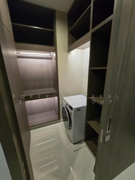 Q1 Sukhumvit, Bangkok, 1 Sukhumvit Road, Khlong Toei, Bangkok, 2 Bedrooms, 108 sqm, Condo For Rent, by Forty-Six Real Estate Group, 500455043 - DDproperty.com
