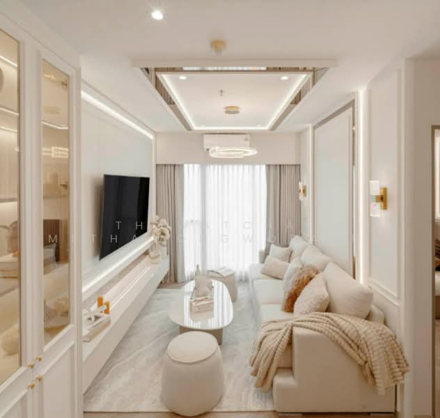 Life Ratchadapisek, Bangkok, 279 Ratchadapisaek Road, Huai Khwang, Bangkok, 2 Bedrooms, 57 sqm, Condo For Rent, by Thawatchai Methawongworakul, 500455050 - DDproperty.com