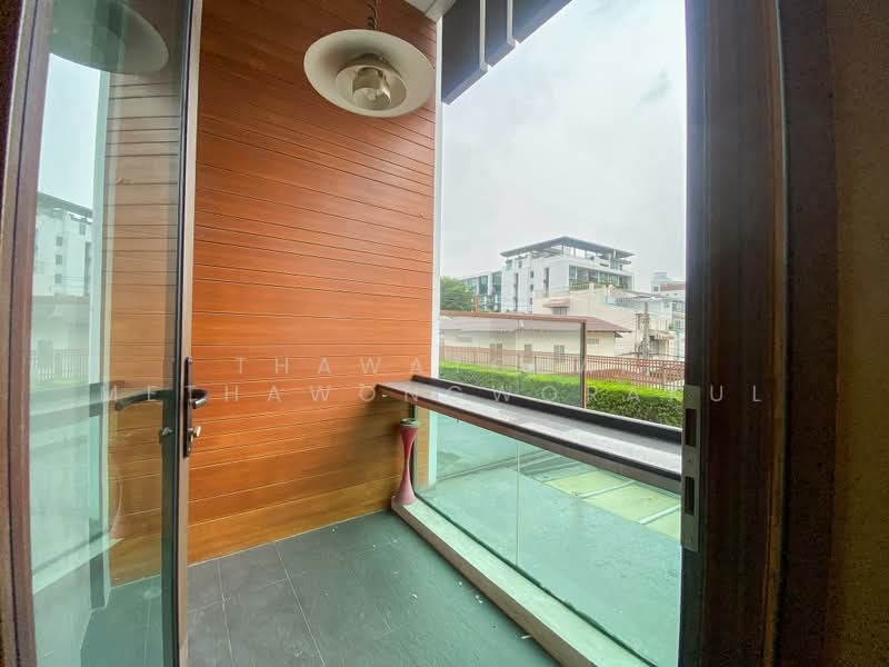 undefined, Bangkok, Phra Kanong Nua, Watthana, Bangkok, 3 Bedrooms, 300 sqm, Townhouse For Sale, by Thawatchai Methawongworakul, 500455071 - DDproperty.com
