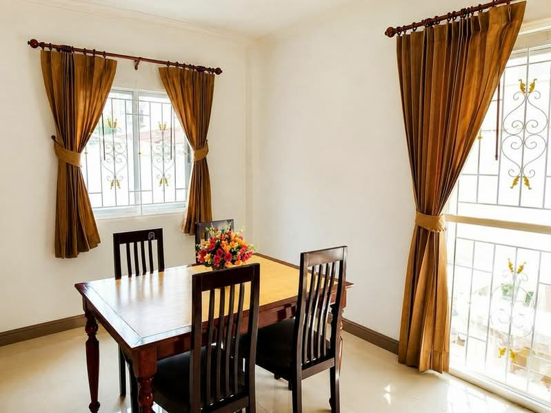 ให้เช่าบ้านแฝด ม.บ้านสวนบางพระ ศรีราชา, Chon Buri (Pattaya), Bang Phra, Si Racha, Chon Buri (Pattaya), 3 Bedrooms, 150 sqm, Semi-Detached House (Twin House) For Rent, by Dusit Saengfa, 500455082 - DDproperty.com