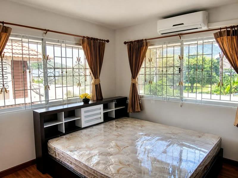 ให้เช่าบ้านแฝด ม.บ้านสวนบางพระ ศรีราชา, Chon Buri (Pattaya), Bang Phra, Si Racha, Chon Buri (Pattaya), 3 Bedrooms, 150 sqm, Semi-Detached House (Twin House) For Rent, by Dusit Saengfa, 500455082 - DDproperty.com