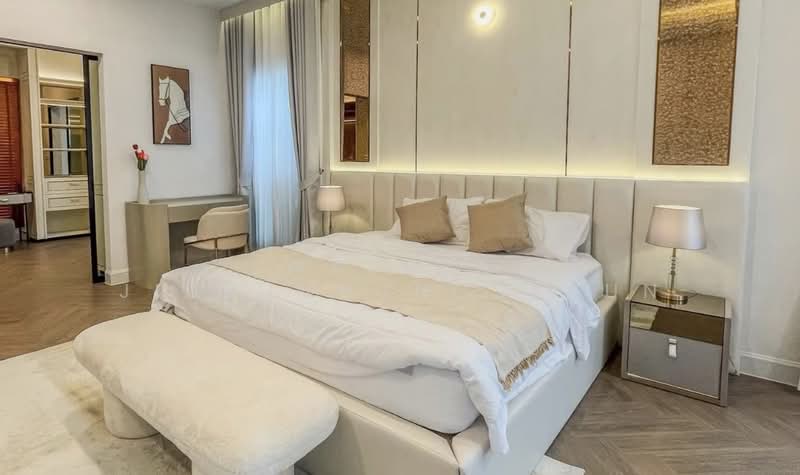 Nantawan Rama 9 - New Krungthepkreetha, Bangkok, Saphan Sung, Bangkok, 4 Bedrooms, 378 sqm, Single Detached House For Rent, by Walapa Jidbumrungsakun, 500455118 - DDproperty.com