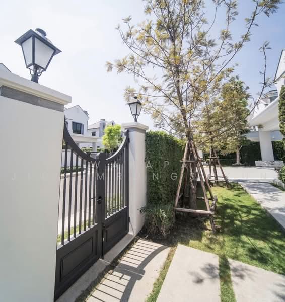 Nantawan Rama 9 - New Krungthepkreetha, Bangkok, Saphan Sung, Bangkok, 4 Bedrooms, 378 sqm, Single Detached House For Rent, by Walapa Jidbumrungsakun, 500455118 - DDproperty.com