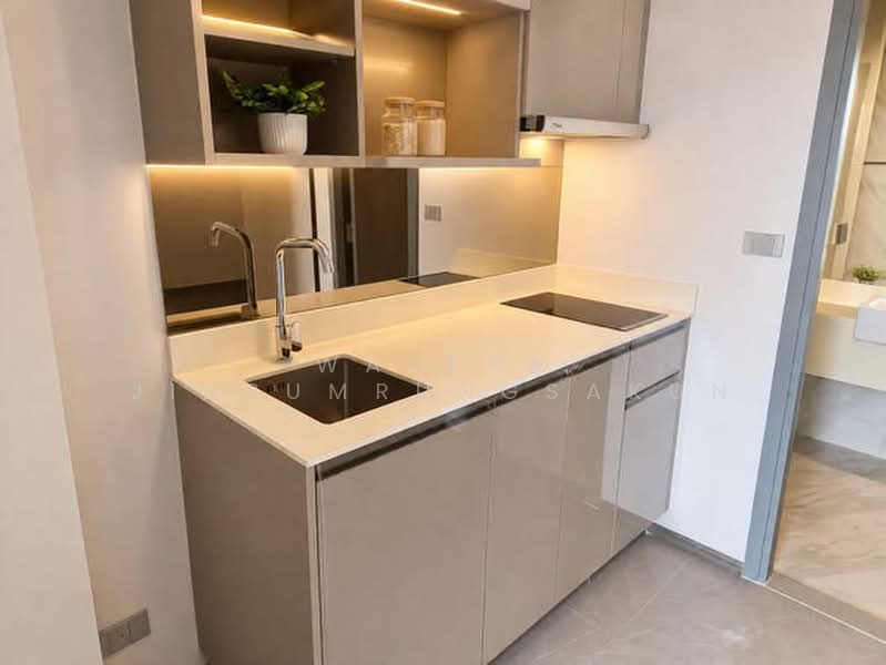 Coco Parc, Bangkok, 1150 Rama 4 Road, Khlong Toei, Bangkok, 1 Bedroom, 27 sqm, Condo For Sale, by Walapa Jidbumrungsakun, 500455136 - DDproperty.com