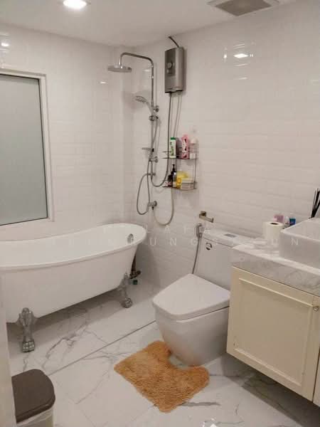 4-BR House, Bangkok, Bang Chun, Khlong Sam Wa, Bangkok, 4 Bedrooms, 300 sqm, Single Detached House For Sale, by Walapa Jidbumrungsakun, 500455217 - DDproperty.com