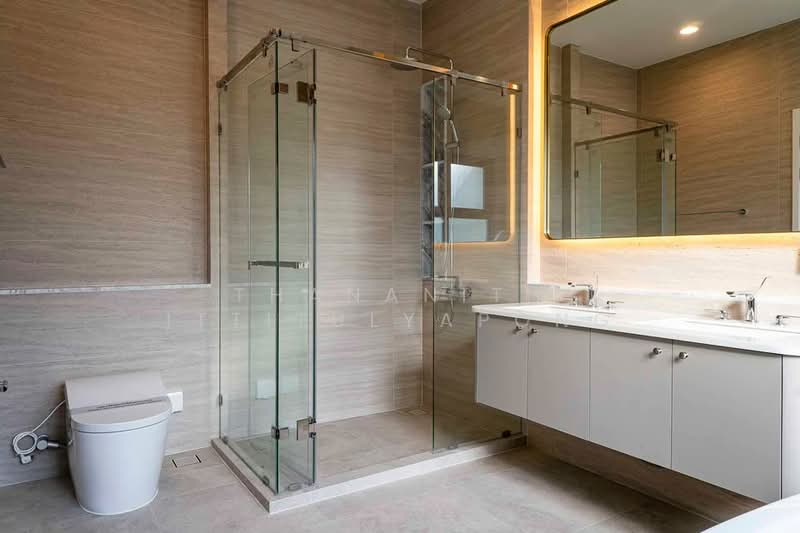 Narinsiri Krungthep Kreetha, Bangkok, Saphan Sung, Bangkok, 5 Bedrooms, 530 sqm, Single Detached House For Sale, by Thananith Ittitulyapong, 500455235 - DDproperty.com