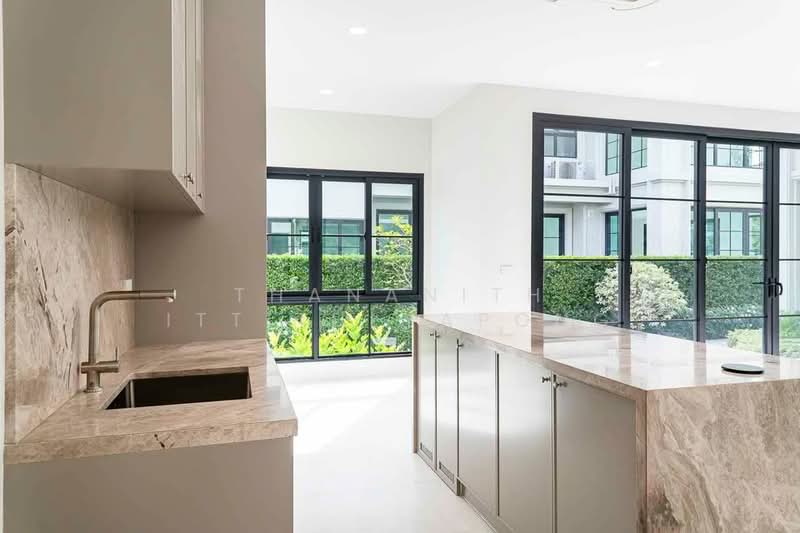 Narinsiri Krungthep Kreetha, Bangkok, Saphan Sung, Bangkok, 5 Bedrooms, 530 sqm, Single Detached House For Sale, by Thananith Ittitulyapong, 500455235 - DDproperty.com