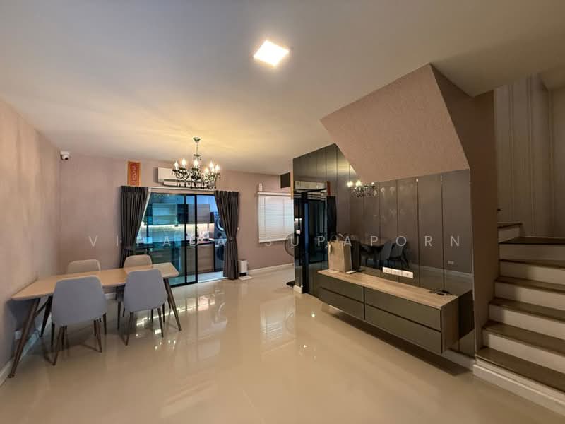 Siri Place Kalapapruek-Sathorn, Bangkok, Bang Wa, Phasi Charoen, Bangkok, 3 Bedrooms, 118 sqm, Condo For Sale, by Vipada Supaporn, 500455240 - DDproperty.com