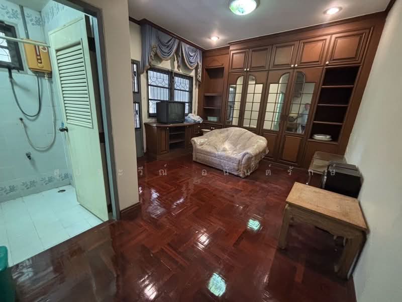 Evergreen Ville Bangna-Trad, Bangkok, 561 Bang Na-Trat 46, Bang Na, Bangkok, 6 Bedrooms, 700 sqm, Single Detached House For Sale, by สุประวีณ์ อนันต์รักษ์, 500455312 - DDproperty.com