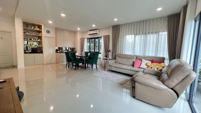Centro Onnut-Suvarnabhumi, Samut Prakan, Soi Gingkaew 37, Rachathewa, Bang Plee, Samut Prakan, 4 Bedrooms, 255 sqm, Single Detached House For Sale, by Poonyawee Puthong, 500455343 - Centro อ่อนนุช สุวรรณภูมิ 57.7 ตรว. ถูก - DDproperty.com