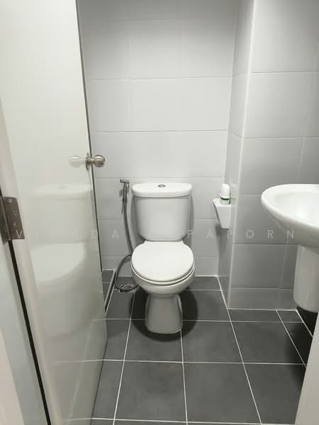 My Condo Sukhumvit 81, Bangkok, Soi Sukhumvit 81 Sukhumvit Road, Bang Chak, Phra Khanong, Bangkok, 1 Bedroom, 35 sqm, Condo For Rent, by Vipada Supaporn, 500455348 - DDproperty.com
