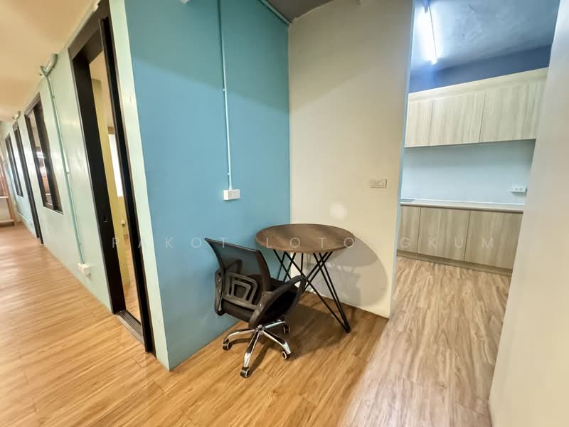 ฺBuilding for Rent @ My Space Silom-Sathorn, Fl. 3 and Fl. 4, Bangkok, Silom, Bang Rak, Bangkok, , 76 sqm, Office Space For Rent, by Korakot Lotongkum, 500455363 - DDproperty.com