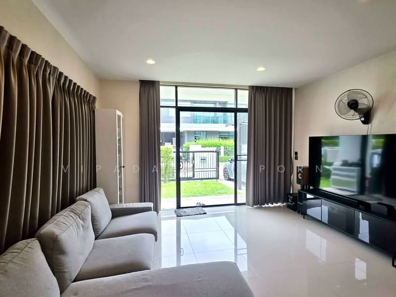 Setthasiri Krungthep Kreetha, Bangkok, Krungthep Kreetha Road, Hua Mak, Bang Kapi, Bangkok, 4 Bedrooms, 165 sqm, Single Detached House For Sale, by Vipada Supaporn, 500455385 - DDproperty.com