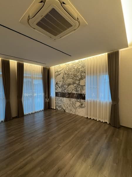 undefined, Bangkok, Bang Phai, Bang Khae, Bangkok, 4 Bedrooms, 302 sqm, Single Detached House For Sale, by Napatsawan Tamjorhor, 500455392 - DDproperty.com