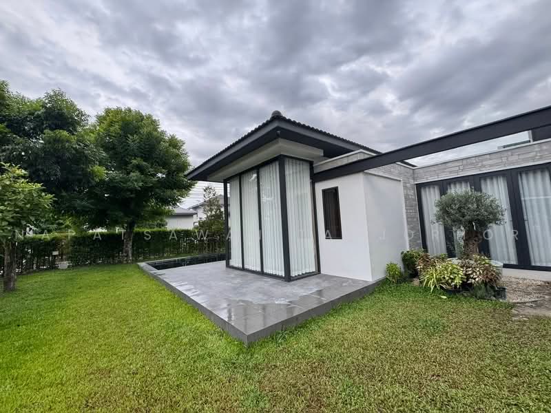 undefined, Bangkok, Bang Phai, Bang Khae, Bangkok, 4 Bedrooms, 302 sqm, Single Detached House For Sale, by Napatsawan Tamjorhor, 500455392 - DDproperty.com