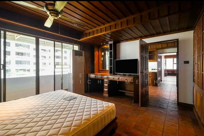 Diamond Tower, Bangkok, Silom, Bang Rak, Bangkok, 2 Bedrooms, 128 sqm, Condo For Rent, by Pensasi Ongphichetmetha, 500455397 - DDproperty.com