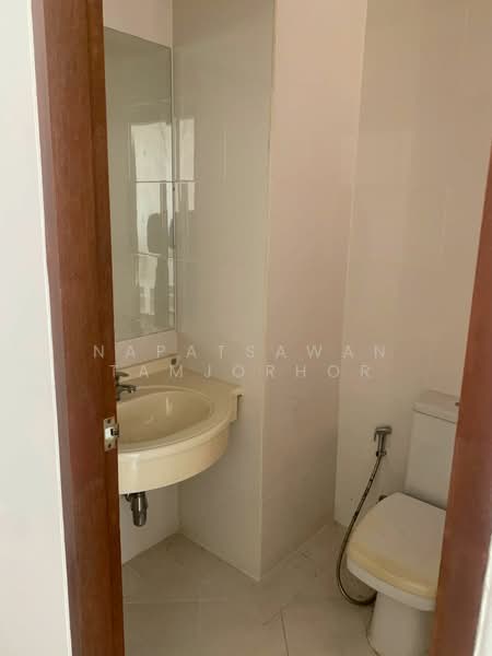Ease Ratchada condominium, Bangkok, Ratchadaphisek, Chan Kasem, Chatuchak, Bangkok, 1 Bedroom, 32 sqm, Condo For Sale, by Napatsawan Tamjorhor, 500455437 - DDproperty.com