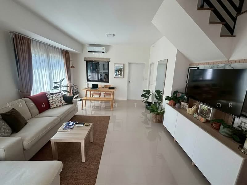 Pleno Bangna-Wongwaen, Samut Prakan, Road along Kanchanaphisek Ring Road, east side, Bangphli Yai, Bang Plee, Samut Prakan, 3 Bedrooms, 150 sqm, Townhouse For Rent, by Napatsawan Tamjorhor, 500455476 - DDproperty.com