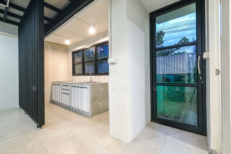 Siam Condominium : สยาม คอนโดมิเนียม, กรุงเทพ, พระราม 9, ห้วยขวาง, กรุงเทพ, 120 ตร.ม., คอนโด ให้เช่า, โดย Ratchawan Huang, 500455488 - DDproperty.com