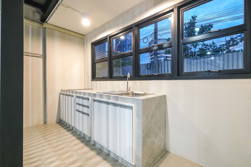 Siam Condominium : สยาม คอนโดมิเนียม, กรุงเทพ, พระราม 9, ห้วยขวาง, กรุงเทพ, 120 ตร.ม., คอนโด ให้เช่า, โดย Ratchawan Huang, 500455488 - DDproperty.com