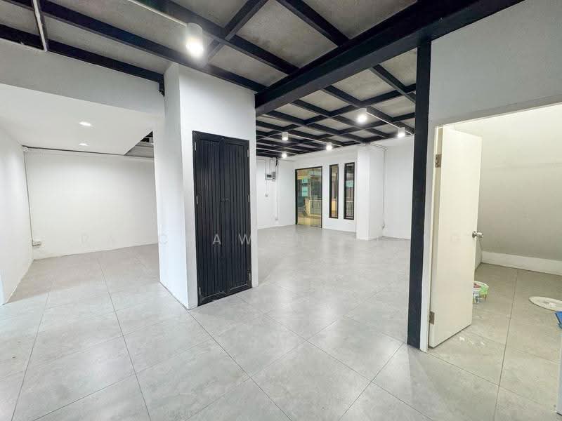 Siam Condominium, Bangkok, Rama 9, Huai Khwang, Bangkok, 2 Bedrooms, 120 sqm, Condo For Rent, by Ratchawan Huang, 500455488 - DDproperty.com