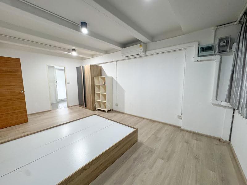 Siam Condominium, Bangkok, Rama 9, Huai Khwang, Bangkok, 2 Bedrooms, 120 sqm, Condo For Rent, by Ratchawan Huang, 500455488 - DDproperty.com