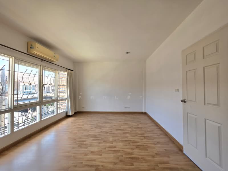 Baan Patra Krungthep Kreetha, Bangkok, Krungthep Kreetha Road, Saphan Sung, Bangkok, 2 Bedrooms, 121 sqm, Townhouse For Sale, by ต๊อกแต๊ก, 500455505 - DDproperty.com