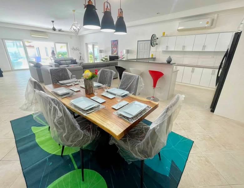 Majestic Residence Pratumnak, Chon Buri (Pattaya), Nong Pru, Bang Lamung (Pattaya), Chon Buri (Pattaya), 10+ Bedrooms, 810 sqm, Villa For Sale, by Sikkares Ploydang, 500455554 - DDproperty.com