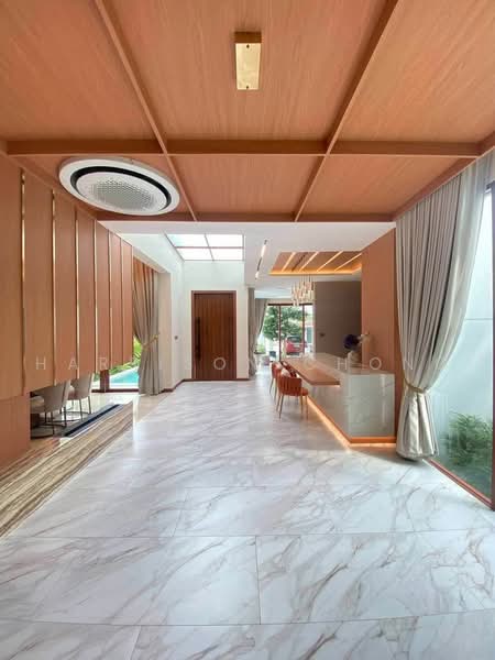 undefined, Chon Buri (Pattaya), Poong, Bang Lamung (Pattaya), Chon Buri (Pattaya), 5 Bedrooms, 300 sqm, Villa For Sale, by Harrison Chong, 500455559 - DDproperty.com