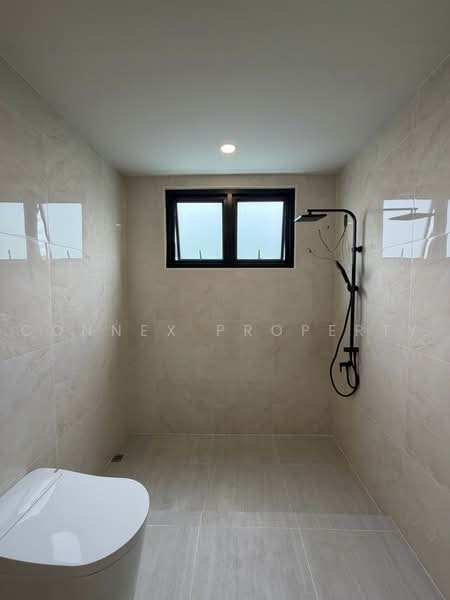 Newly renovated detached house in the heart of Chokchai 4, Bangkok, , Lat Phrao, Bangkok, 4 Bedrooms, 290 sqm, Single Detached House For Sale, by Connex Property, 500455643 - DDproperty.com