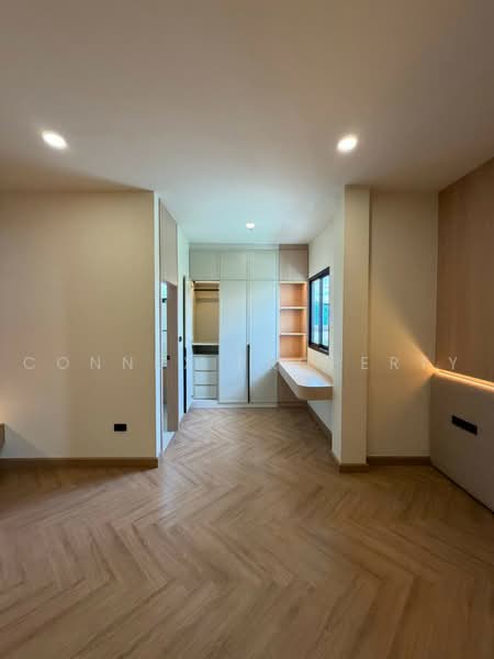Newly renovated detached house in the heart of Chokchai 4, Bangkok, , Lat Phrao, Bangkok, 4 Bedrooms, 290 sqm, Single Detached House For Sale, by Connex Property, 500455643 - DDproperty.com