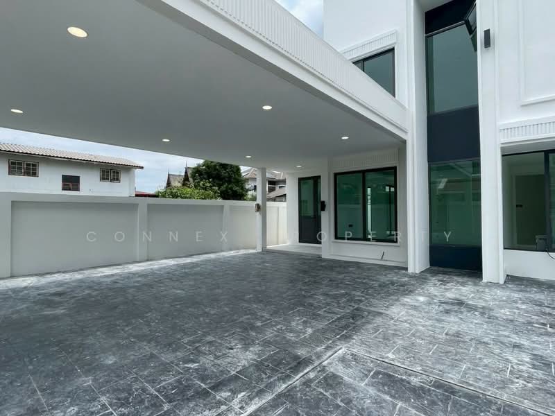For Sale: Newly Renovated 2-Storey Detached House in Modern Classic Style Ratchada 42 – Phaholyothin, Bangkok, , Chan Kasem, Chatuchak, Bangkok, 4 Bedrooms, 250 sqm, Single Detached House For Sale, by Connex Property, 500455644 - DDproperty.com