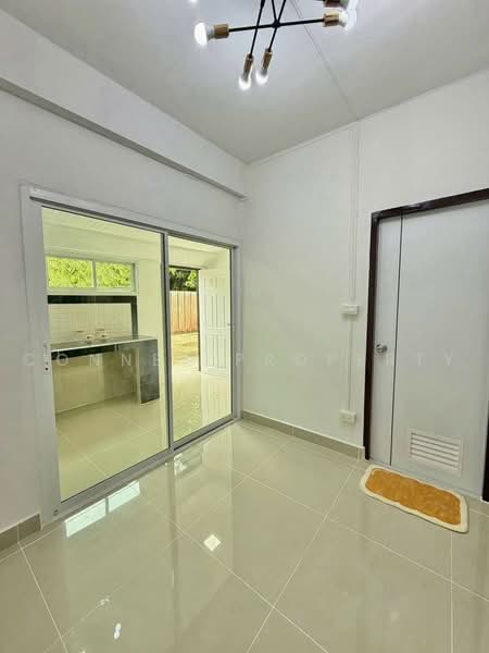 ไม่พบโครงการ, Bangkok, สุทธิสารวินิจฉัย, Samsen Nok, Huai Khwang, Bangkok, 7 Bedrooms, 170 sqm, Single Detached House For Sale, by Connex Property, 500455670 - DDproperty.com