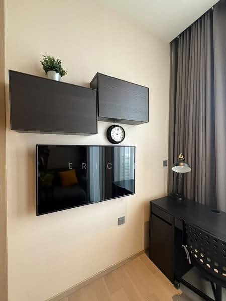 The Esse Asoke, Bangkok, 333 Soi Sukhumvit 21, Sukhumvit Road, Khlongtoei Nua, Watthana, Bangkok, 1 Bedroom, 37 sqm, Condo For Rent, by Eric Fu, 500455697 - DDproperty.com