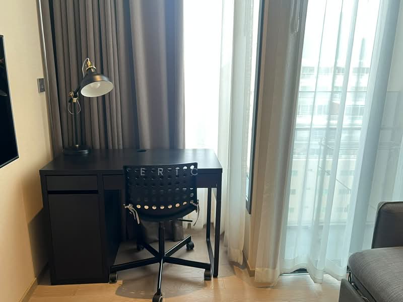 The Esse Asoke, Bangkok, 333 Soi Sukhumvit 21, Sukhumvit Road, Khlongtoei Nua, Watthana, Bangkok, 1 Bedroom, 37 sqm, Condo For Rent, by Eric Fu, 500455697 - DDproperty.com