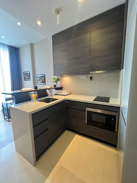 The Esse Asoke, Bangkok, 333 Soi Sukhumvit 21, Sukhumvit Road, Khlongtoei Nua, Watthana, Bangkok, 1 Bedroom, 37 sqm, Condo For Rent, by Eric Fu, 500455697 - DDproperty.com