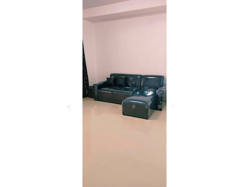 ให้เช่าทาวน์โฮมใหม่ ม.ไลฟ์ซิตี้ บ่อวิน ศรีราชา, Chon Buri (Pattaya), Bo Win, Si Racha, Chon Buri (Pattaya), 3 Bedrooms, 80 sqm, Townhouse For Rent, by Dusit Saengfa, 500455701 - DDproperty.com