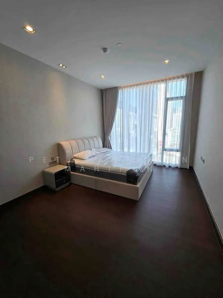 Q1 Sukhumvit, Bangkok, 1 Sukhumvit Road, Khlong Toei, Bangkok, 2 Bedrooms, 108 sqm, Condo For Rent, by Petcharaporn Mahipan, 500455704 - DDproperty.com