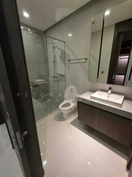 Q1 Sukhumvit, Bangkok, 1 Sukhumvit Road, Khlong Toei, Bangkok, 2 Bedrooms, 108 sqm, Condo For Rent, by Petcharaporn Mahipan, 500455704 - DDproperty.com