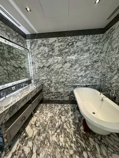 The Ritz-Carlton Residences : เดอะ ริซท์-คาร์ลตัน เรสซิเดนเซส, กรุงเทพ, 114 ถ.นราธิวาสราชนครินทร์, สีลม, บางรัก, กรุงเทพ, 131 ตร.ม., คอนโด ให้เช่า, โดย Petcharaporn Mahipan, 500455708 - DDproperty.com