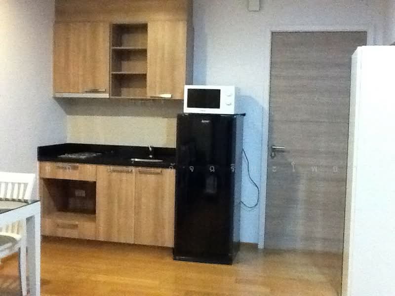 HIVE Taksin, Bangkok, 18 1 Soi, Khlong Ton Sai, Khlong San, Bangkok, 1 Bedroom, 45 sqm, Condo For Rent, by รัชกานต์ อัจฉริยะโพธา, 500455710 - DDproperty.com