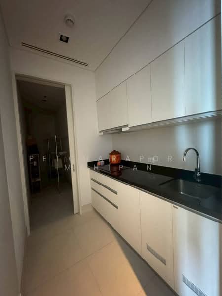 The Ritz-Carlton Residences, Bangkok, 114 Narathiwat Ratchanakarin Road, Silom, Bang Rak, Bangkok, 2 Bedrooms, 126 sqm, Condo For Rent, by Petcharaporn Mahipan, 500455711 - DDproperty.com